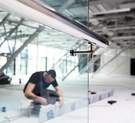 Myrtle Grove, FL highly skilled glass repair technicians