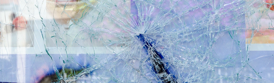 Window Broken Glass Repair in Myrtle Grove, FL