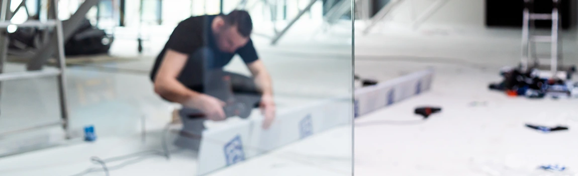 Emergency Commercial Glass Repair in Myrtle Grove, FL