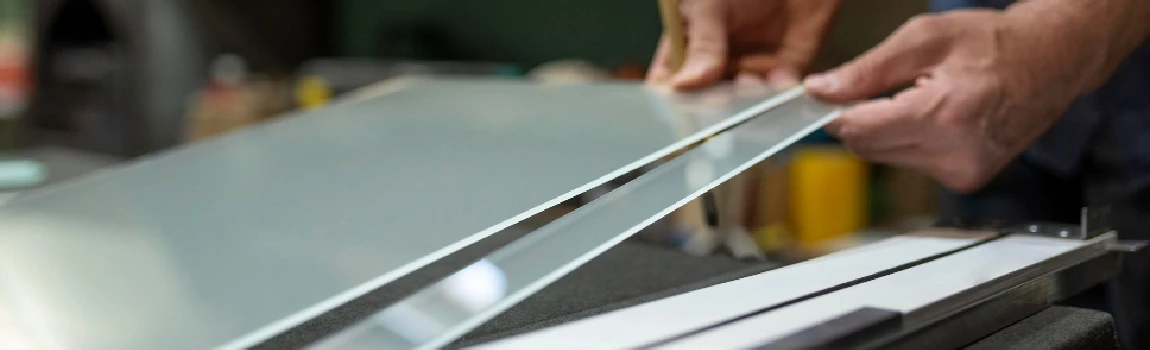 Emergency Glass Repair for Hospitality Businesses in Myrtle Grove, FL